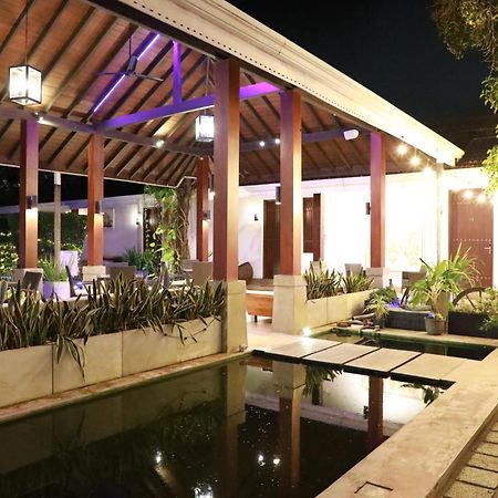 Swanee Grand Negombo Exterior foto