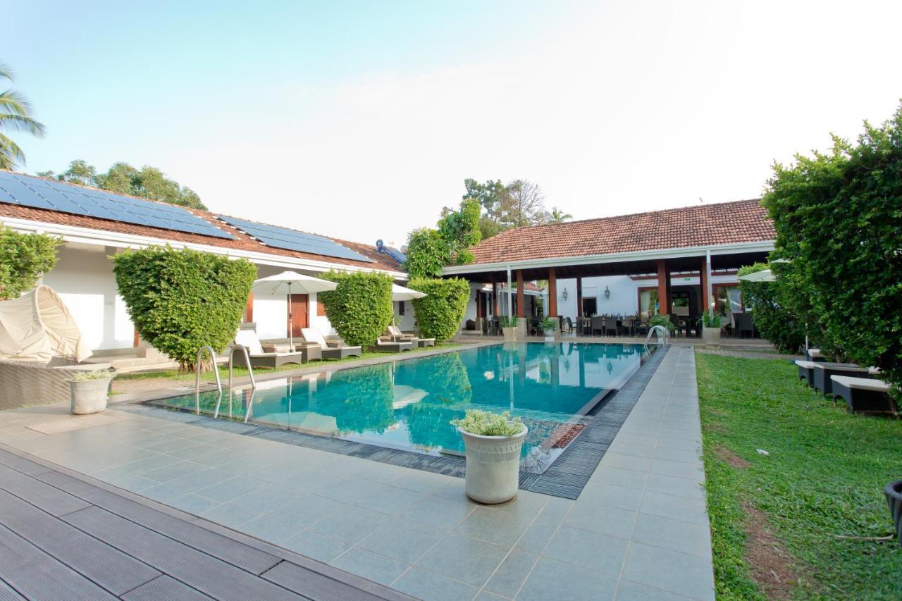 Swanee Grand Negombo Exterior foto