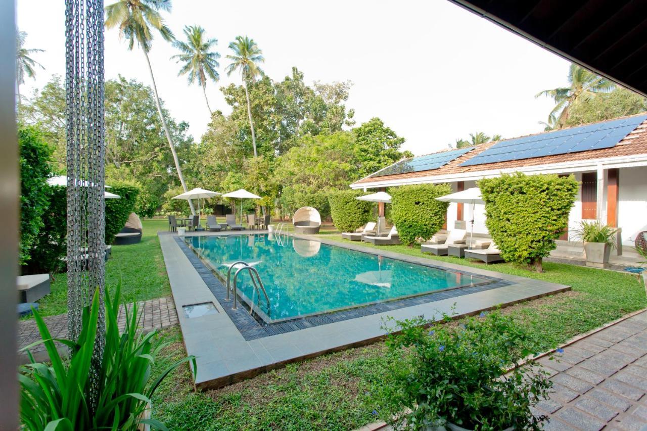 Swanee Grand Hotel Negombo Exterior foto